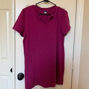 Old Navy Fuchsia Short Sleeve Tee